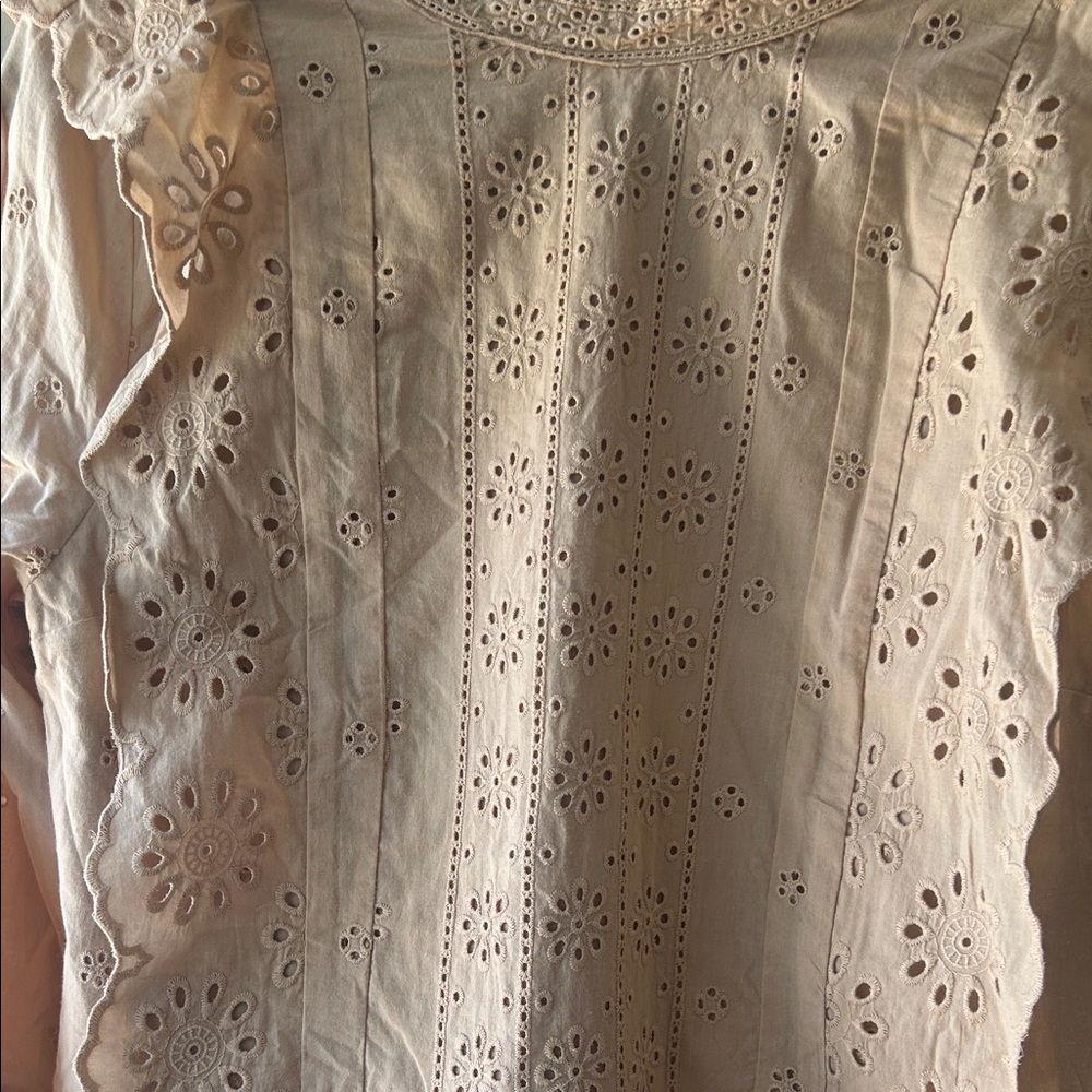Women's Cream Eyelet Lace Sleeveless Top